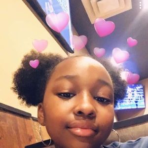 Meet your Posher, Nikyah